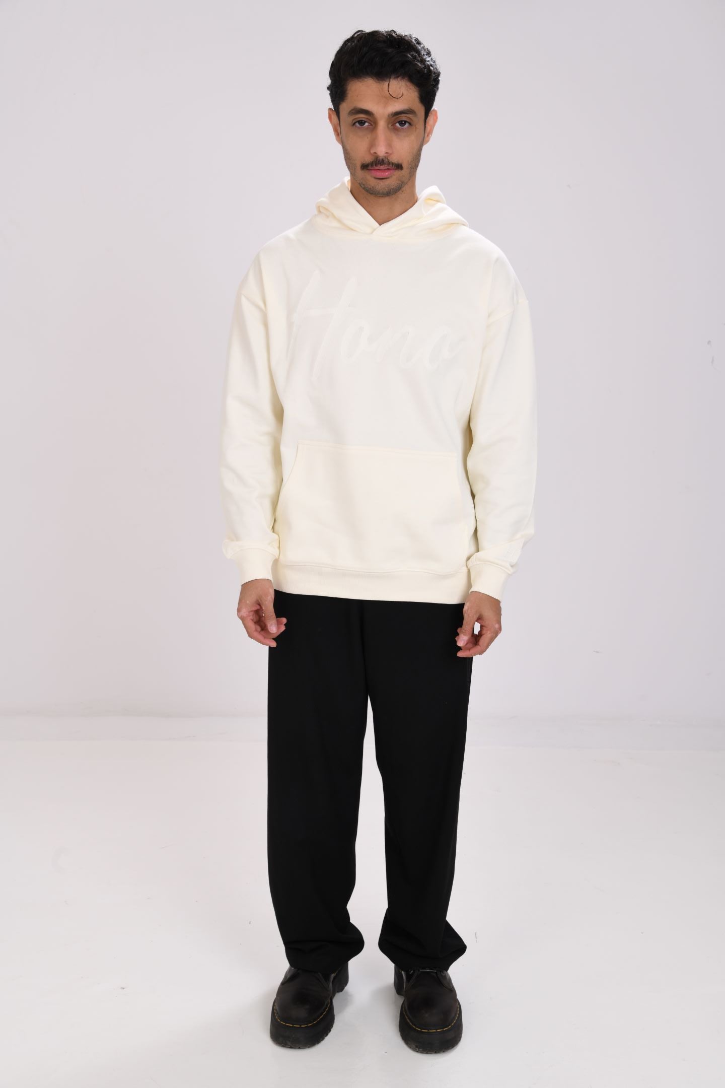 HONO HODDIE OFF WHITE